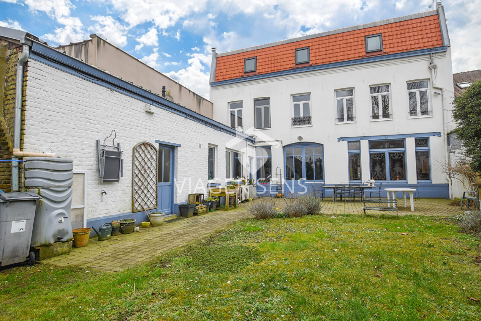 Lire la suite à propos de l’article Maison  7 pièce(s) 320 m2 – VIAGER MIXTE DE PRESTIGE